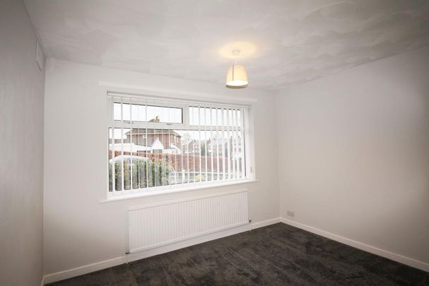 2 bedroom detached bungalow to rent - Photo 1