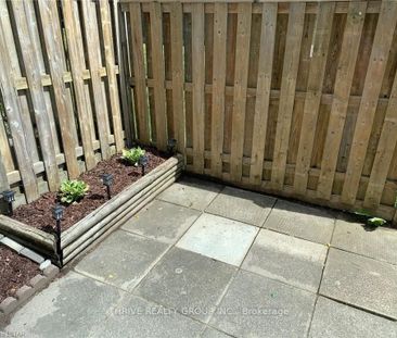 For Lease - 70 FIDDLERS GREEN Road Unit# 86, London North, Ontario - Photo 2