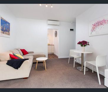 Spacious Outdoor Space! Fantastic Location! - Photo 2