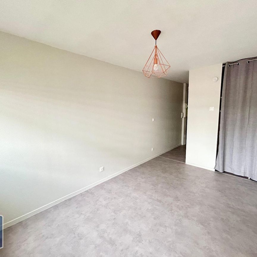 Location Appartement 1 pièce 17m² LE MANS 72000 - Photo 1
