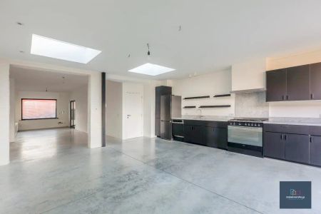 Instapklare eigendom met tuin te Mariakerke - Photo 5