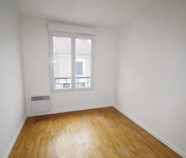 Appartement 2 - PIECES HOUILLES - Centre Ville - Photo 2
