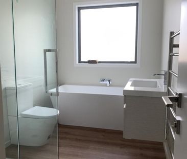 Brand new build in sought after Hart Rise - Photo 5