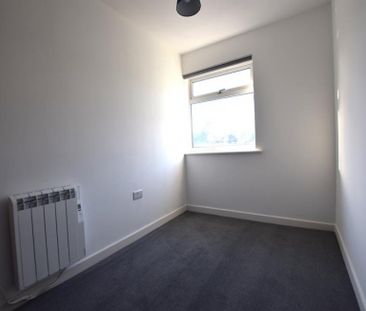 2 Bedroom Apartment To Let - Photo 2