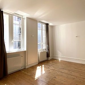 GRAND T2 - ST ETIENNE - Photo 1