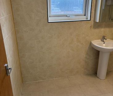 Studio to rent - Photo 6