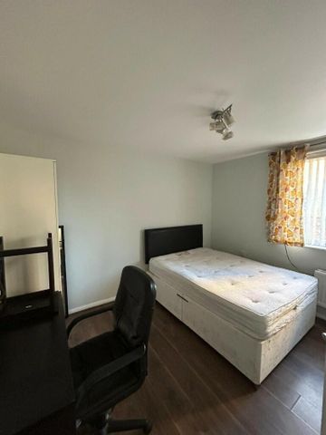 4 bedroom maisonette to rent - Photo 2