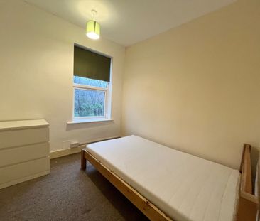 2 Bed Terraced House, Bastion Street, NG7 - Photo 4