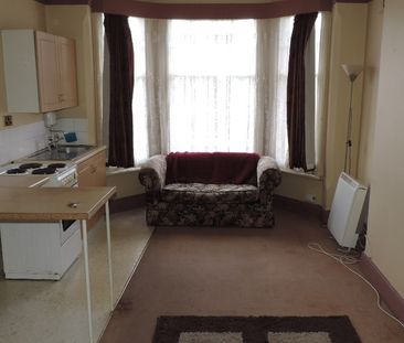 1 Bed Flat 192 Hinckley Road Leicester LE3 - Ace Properties - Photo 2