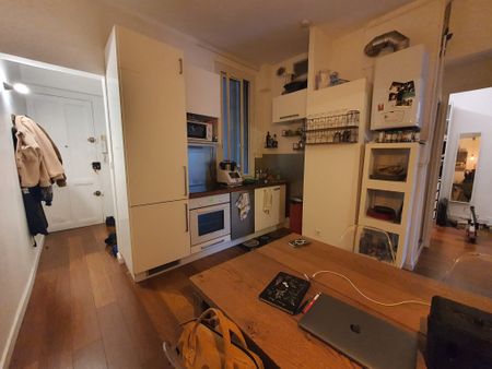 Location Appartement 2 pièces 49m² MARSEILLE 6ème - Photo 4