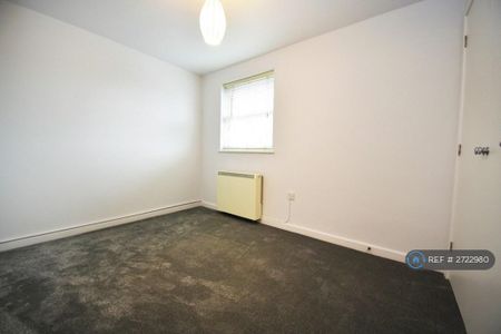 1 bedroom flat to rent - Photo 3