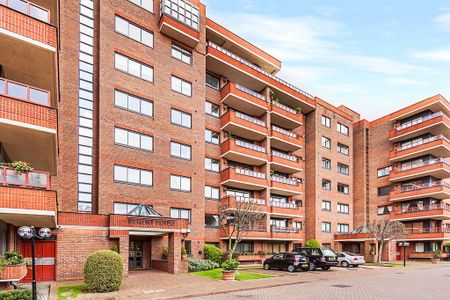 Regent House, Windsor Way, Hammersmith, London, W14 - Photo 2