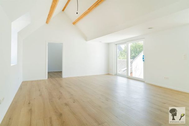 Appartement te huur - Photo 1