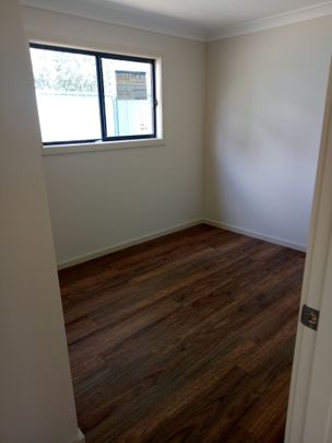 **Up to two weeks rent free! - Photo 1