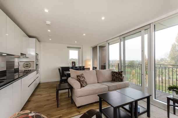 2 Bed Flat, Johnson Court, SE9 - Photo 1