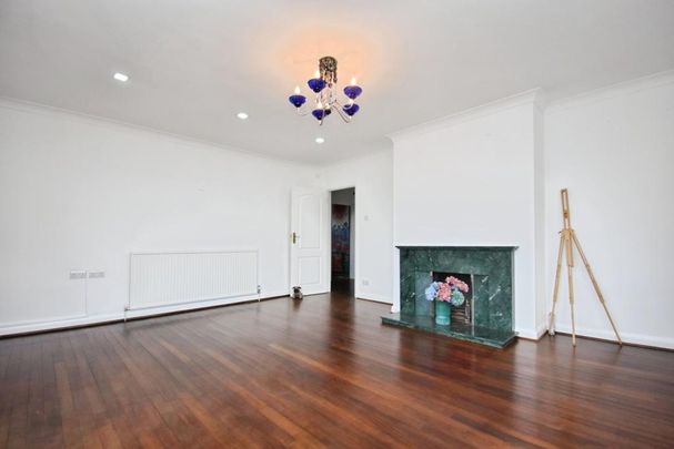 5 bedroom bungalow to rent - Photo 1