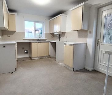 Severn Crescent - Photo 4