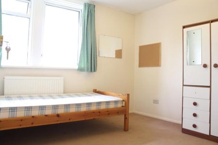 Dayspring, Guildford, Surrey, GU2 9QN - Photo 5
