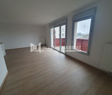 Location Appartement 4 pièces 85m² VALENCIENNES 59300 - Photo 3