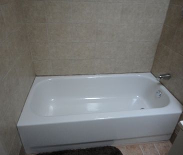 Logement 3 1/2 - Personne Seule - Photo 1