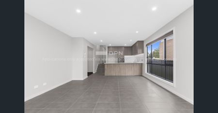 Brand New Spacious Duplex! - Photo 3