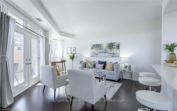 For Lease - 5327 Upper Middle Road Unit# 218, Burlington, Ontario - Photo 1