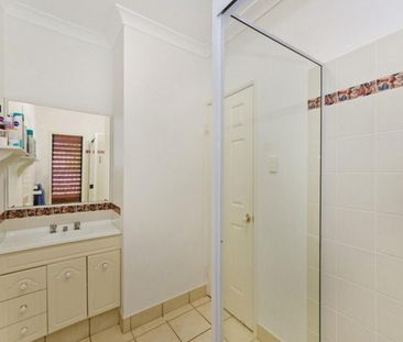 Quiet lifestyle in a central Kirwan pocket - Photo 4