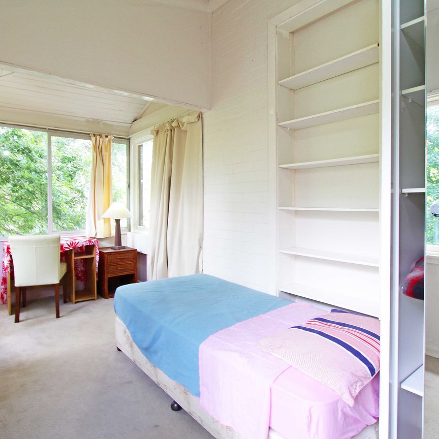Lindfield - Photo 2