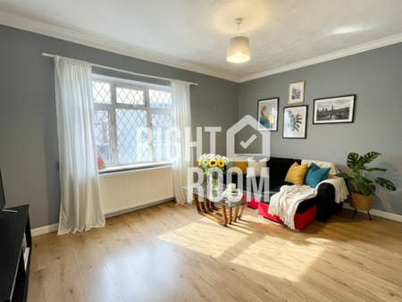 4 Bed House, Brintons Road, Southampton, SO14 - Photo 2