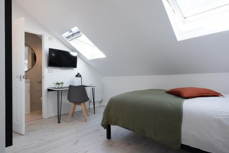 6 bedroom house of multiple occupation to rent - Photo 2