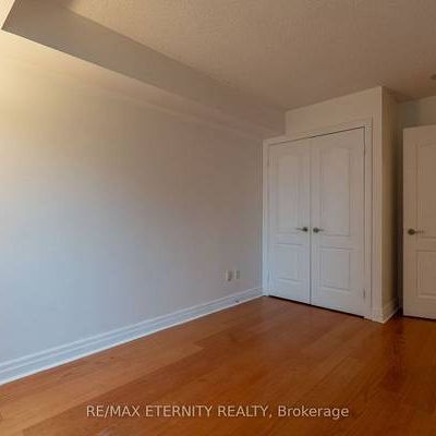 Yonge/Sheppard Bright +Spacious 1Bdrm Freshly Painted 9Ft Ceilings - Photo 3