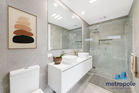 93A Parkmore Road, BENTLEIGH EAST, VIC - Photo 4