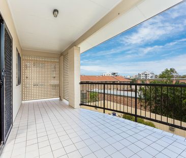3/19 Downs Street, Redcliffe QLD 4020 - Apartment For Rent | Domain - Photo 3