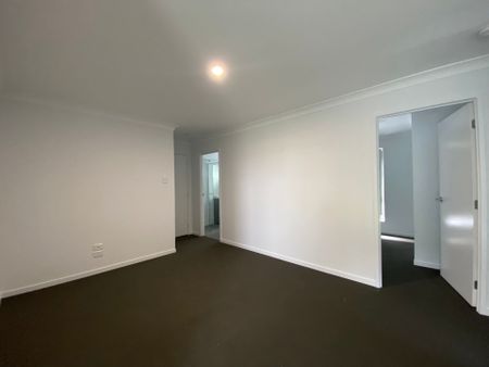 Four bedroom family home - Photo 2
