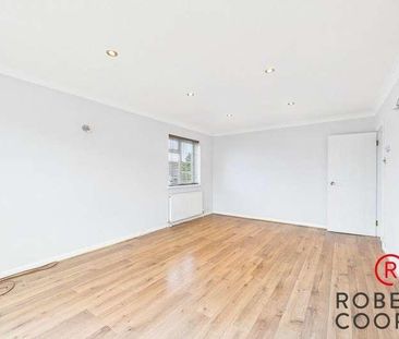 Southfield Park, Harrow, HA2 - Photo 2