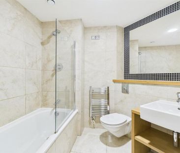 2 bedroom property to rent - Photo 3