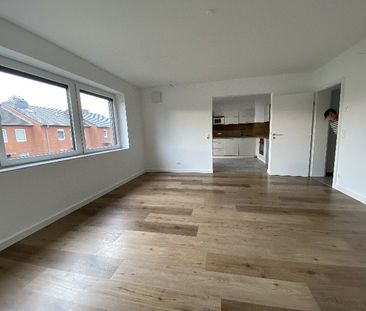 Neuss-Nord, 4 Zimmer Wohnung – komplett saniert, energetisch A+, ku... - Foto 1