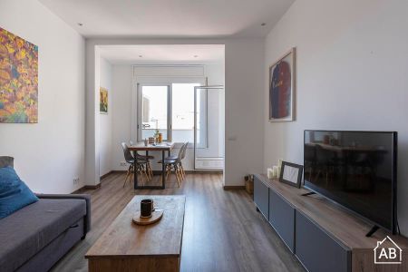 Beautiful 2-Bedroom Apartment with Private Terrace in Gràcia - Photo 4