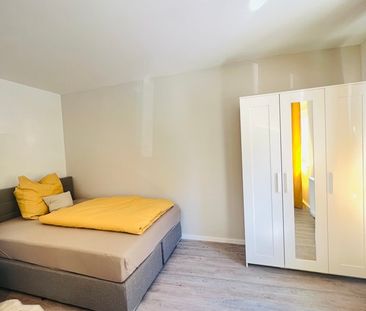 Miete inkl. Nebenkosten: 990 € pro Monat, plus Strom, plus Heizung - Foto 1