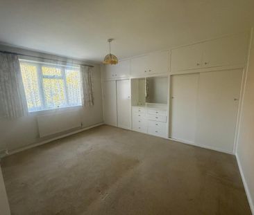 2 bedroom ground floor flat to rent - Photo 6