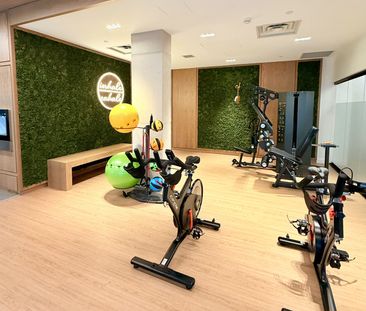 For Lease - 3250 Carding Mill Trail Unit# 523, Oakville, Ontario - Photo 6