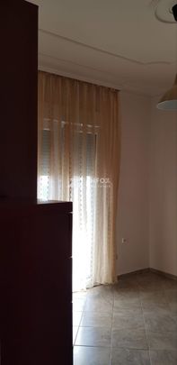 Καβάλα, Αγία Βαρβάρα. Διαμέρισμα 50τ.μ. στον 1ο Όροφο Πολυκατοικίας διατίθεται προς Ενοικίαση. - Photo 1