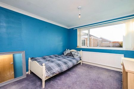 2 bedroom bungalow to rent - Photo 2