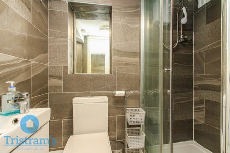 5 bed Semi-Detached House for Rent - Photo 4