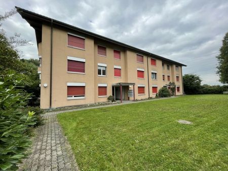 BÖSINGEN (FR) - frisch renoviert 4.5-Zimmerwohnung in Bösingen - Photo 2