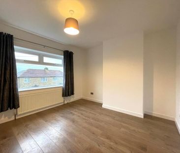 2 bedroom semi-detached house to rent - Photo 5