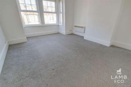 Wellesley Road, Clacton-on-sea, CO15 - Photo 4