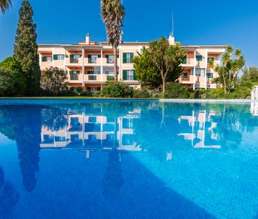 Apartamento T3 Duplex com Piscina - Quinta da Beloura I - Photo 4