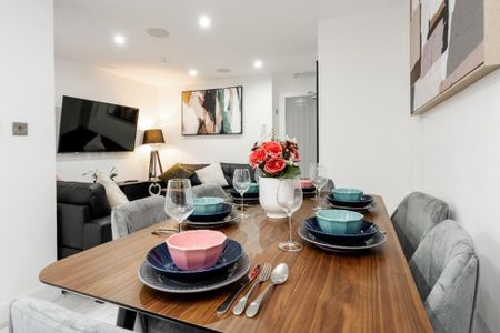 1 bedroom in a house share to rent - Photo 5