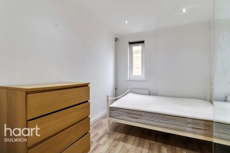 3 bedroom flat to rent - Photo 4